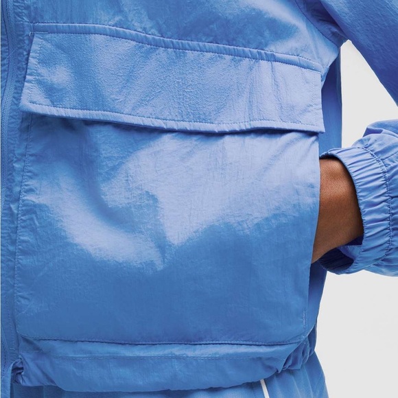 Lululemon Hood-Lite Relaxed-Fit Jacket - Picture 5 of 14